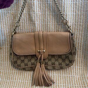 Gucci Marrakech Bag, great shape but needs a light bath (no stains)